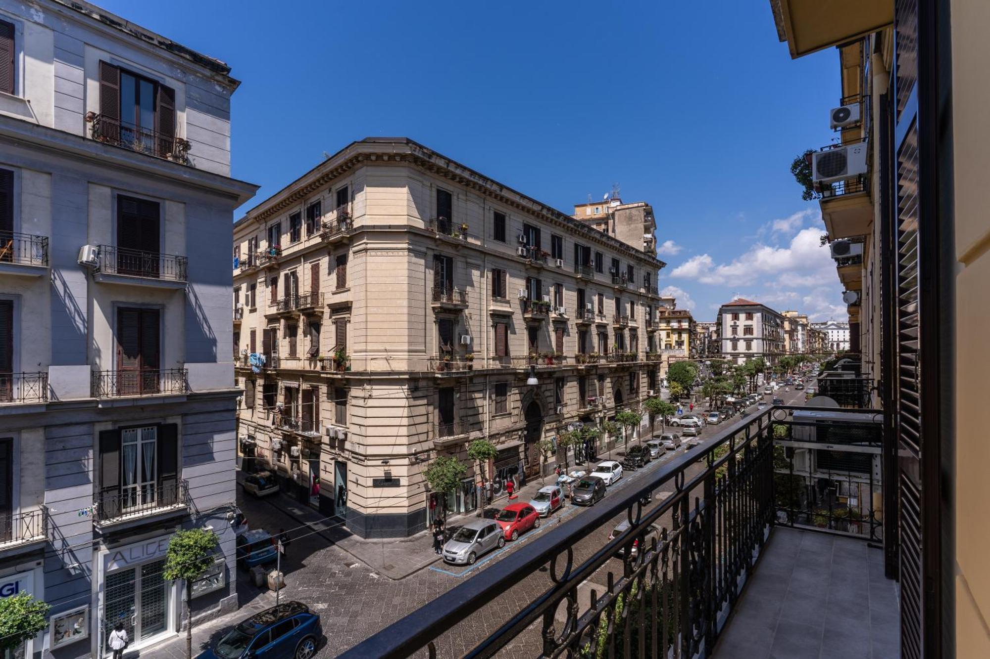 Av Rooms Napoli Exterior photo